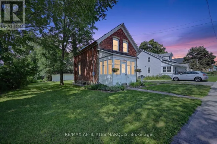 8 MCGILL STREET N, Smiths Falls, Ontario K7A2J2