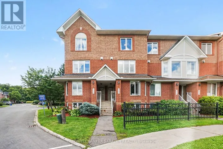11 - 282 CRESTHAVEN DRIVE, Ottawa, Ontario K2G6W4