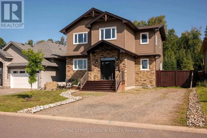 145 Dogwood CRES, Thunder Bay, Ontario P7G2N9