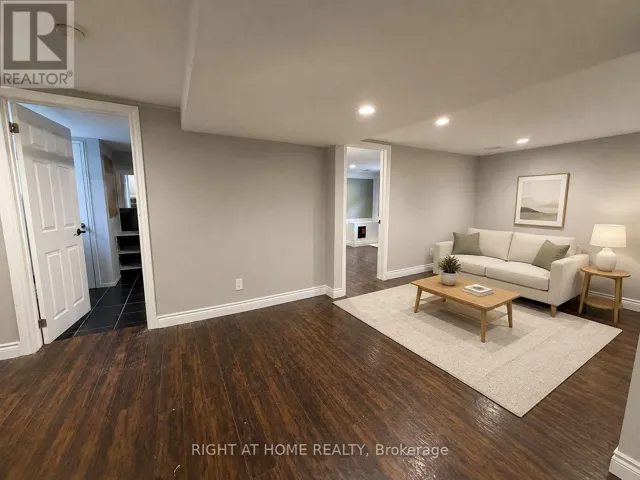 LOWER - 830 BRUCEDALE AVENUE E, Hamilton (Sunninghill), Ontario L8T1L3
