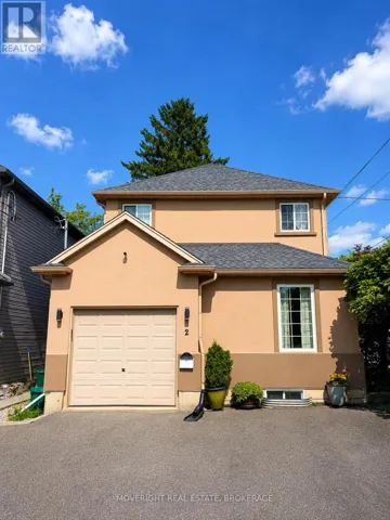 2 LEESON STREET, St. Catharines (Burleigh Hill), Ontario L2V2R3