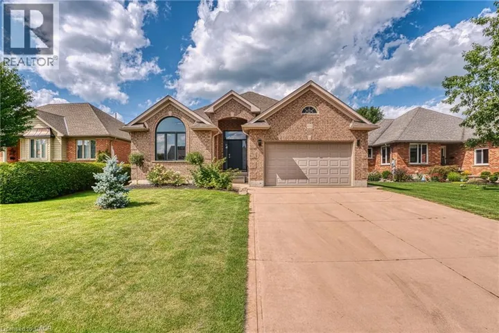 635 RIVERVIEW Drive, Listowel, Ontario N4W3T7