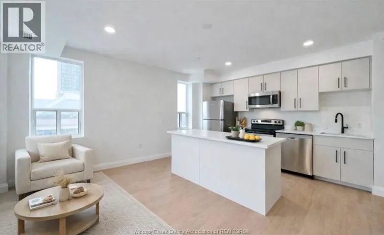 267 PELISSIER STREET Unit# 401, Windsor, Ontario N9A4K2