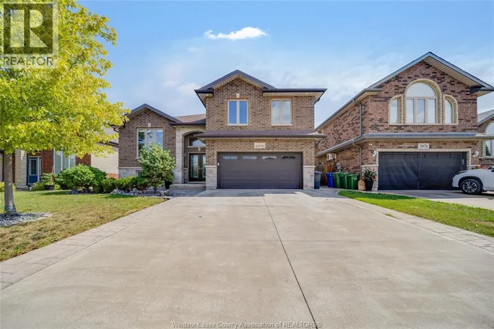 3072 TROUP CRESCENT, Windsor, Ontario N8R0A5