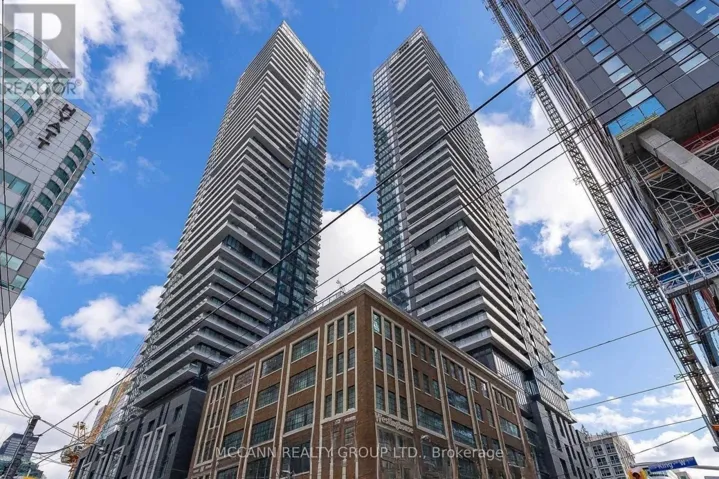 2302 - 115 BLUE JAYS WAY, Toronto (Waterfront Communities), Ontario M5V0N4