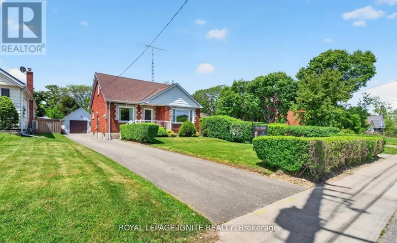 MAIN - 820 SIMCOE STREET N, Oshawa (Centennial), Ontario L1G4V8