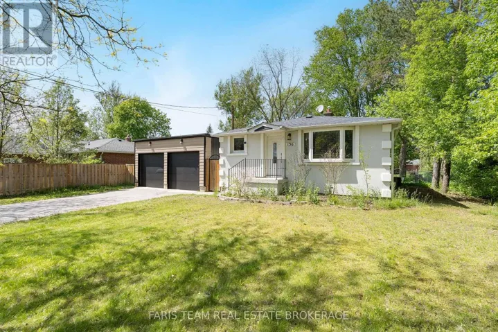 136 ORIOLE DRIVE, East Gwillimbury (Holland Landing), Ontario L9N1G9