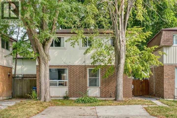 9370 AIRE COURT, Windsor, Ontario N8S4E6