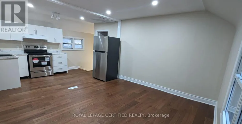 1468 DUNDAS CRESCENT, Mississauga (Erindale), Ontario L5C1E9