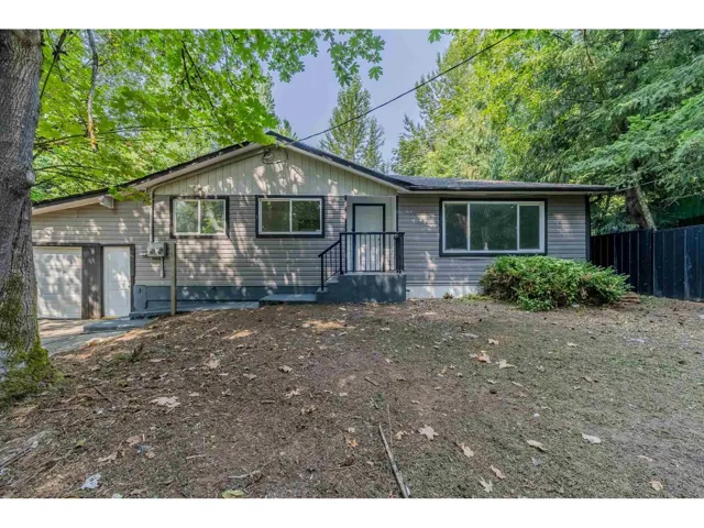 31753 HILLCREST AVENUE, Mission, British Columbia V2V1K7