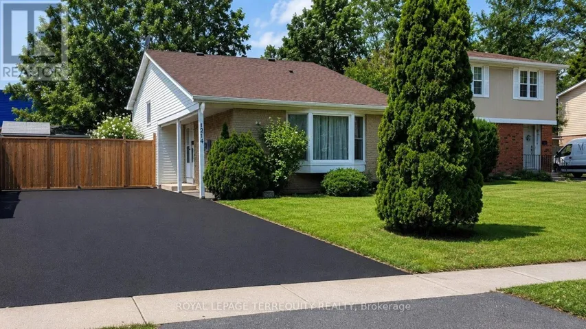 1214 TROWBRIDGE DRIVE, Oshawa (Centennial), Ontario L1G7H2