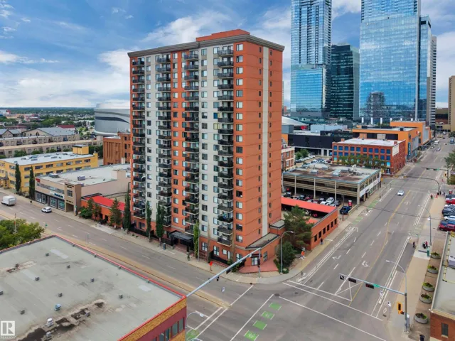 #1701 10303 105 ST NW, Edmonton, Alberta T5J5G3
