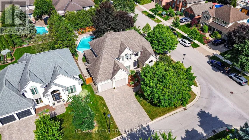 2 HAVENWOOD WAY, London North (North O), Ontario N6H5C2