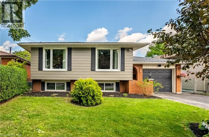 118 TYRONE Drive, Hamilton, Ontario L9C2N1