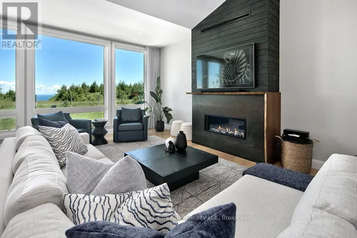 125 MOUNTAIN ROAD, Meaford, Ontario N4L1W6