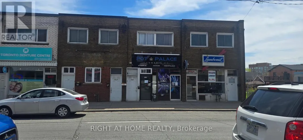 553 ROGERS ROAD, Toronto (Keelesdale-Eglinton West), Ontario M6M1B4