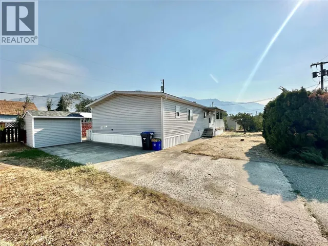 908 BLAKEBOROUGH Avenue, Keremeos, British Columbia V0X1N2