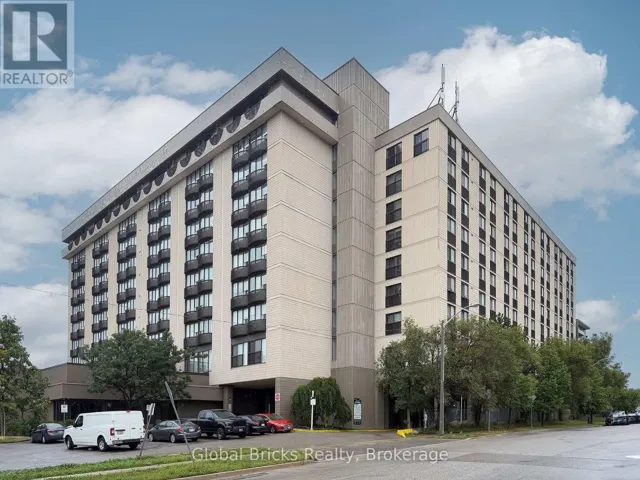 901 - 2737 KEELE STREET, Toronto (Downsview-Roding-CFB), Ontario M3M2E9