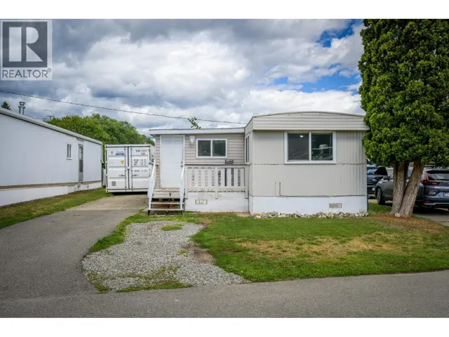 2400 OAKDALE Way Unit# 112, Kamloops, British Columbia V2B6W7