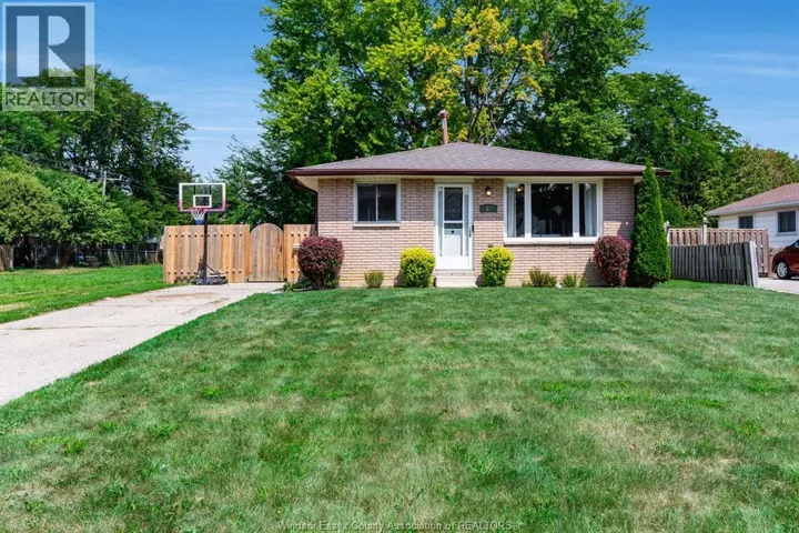 57 Marion AVENUE, Chatham, Ontario N7M5N7
