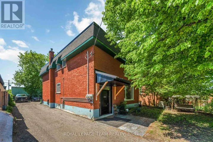 1 - 204 DONALD STREET, Ottawa, Ontario K1K1M8