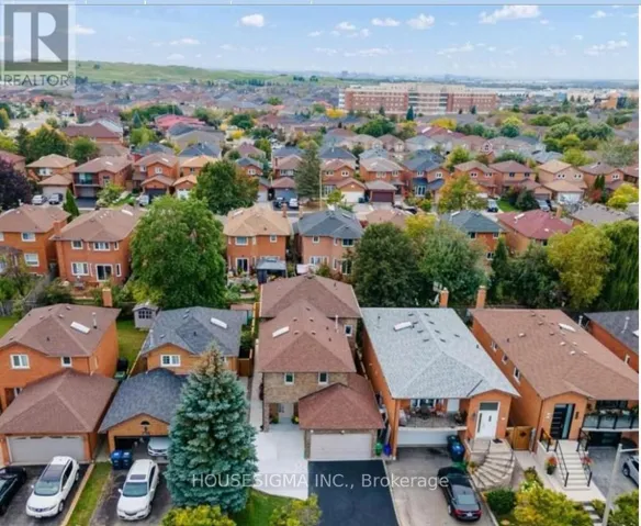 1 - 659 ROSELAIRE TRAIL, Mississauga (Hurontario), Ontario L5R3C6