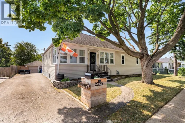 2329 MEIGHEN ROAD, Windsor, Ontario N8W4B8