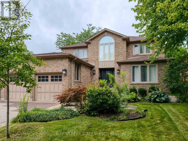 2191 DUNVEGAN AVENUE, Oakville (FD Ford), Ontario L6J6P2