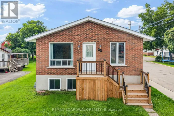 22 MERRICK STREET, Smiths Falls, Ontario K7A4R4