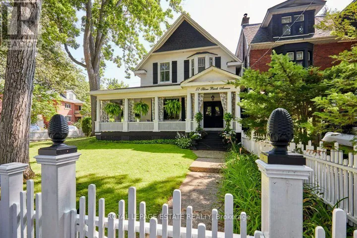 57 SILVER BIRCH AVENUE, Toronto (The Beaches), Ontario M4E3L1