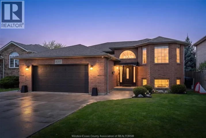 4205 BARTON CRESCENT, Windsor, Ontario N9G2V5
