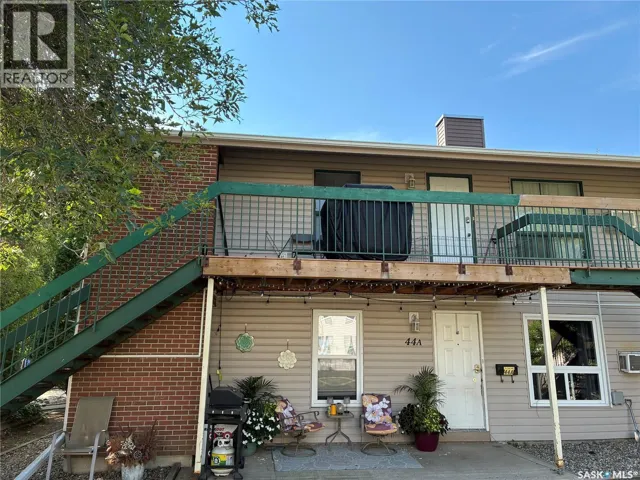 44B NOLLET AVENUE, Regina, Saskatchewan S4T7P9