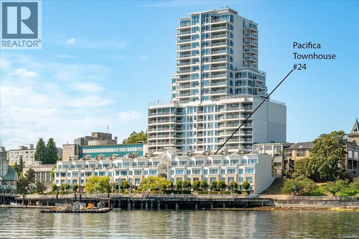TH24 38 Front St, Nanaimo, British Columbia V9R5H7