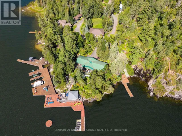 A15 CLEARWATER BAY, LAKE OF THE WOODS, W OF KEEWATIN, Ontario P0X1S0