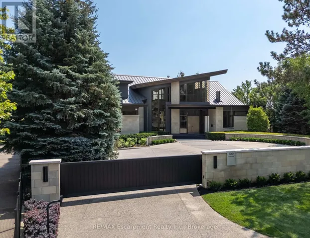 1540 WATERSEDGE ROAD, Mississauga (Clarkson), Ontario L5J1A4