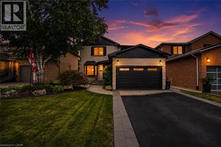 15 FRANCESCA Court, Hamilton, Ontario L9C7J6