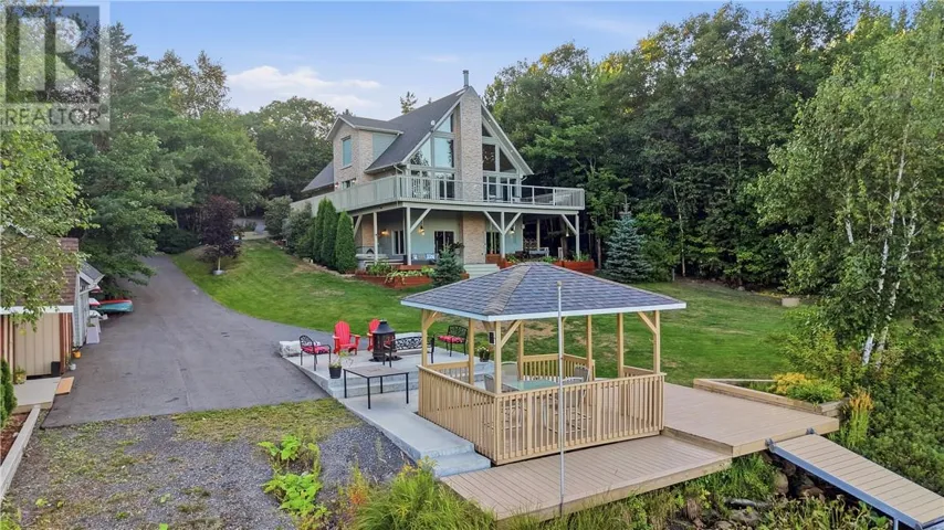 317 Middle Lake, Sudbury, Ontario P3E3M9