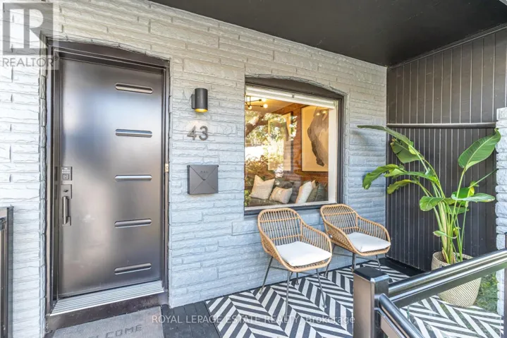 43 FAIRFORD AVENUE, Toronto (Greenwood-Coxwell), Ontario M4L2J9