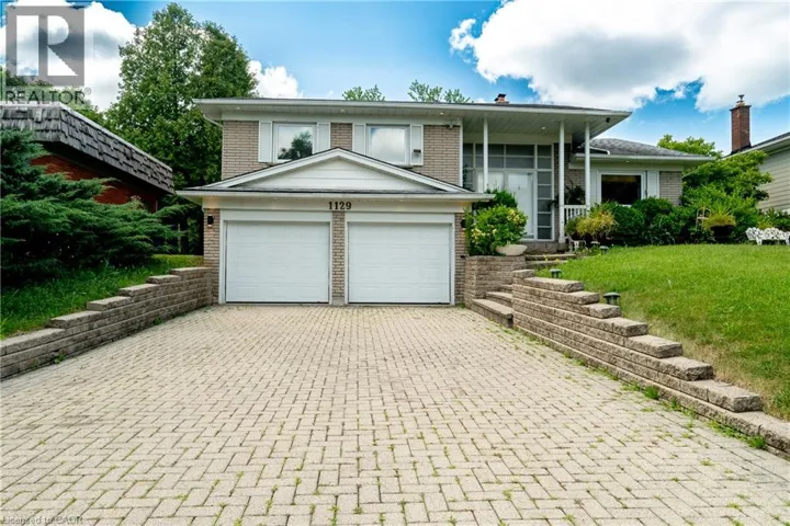 1129 SCENIC Drive, Hamilton, Ontario L9C1H8