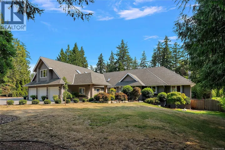 657 Cromarty Ave, North Saanich, British Columbia V8L5G6