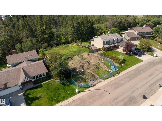 36 MARLBORO RD NW, Edmonton, Alberta T6J2C6