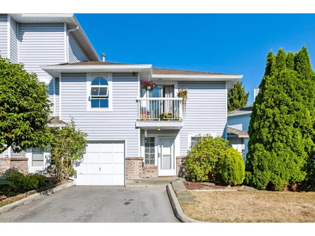 1 13925 70 AVENUE, Surrey, British Columbia V3W0A2