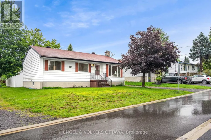 871 NOTRE DAME STREET, Clarence-Rockland, Ontario K4K1G3