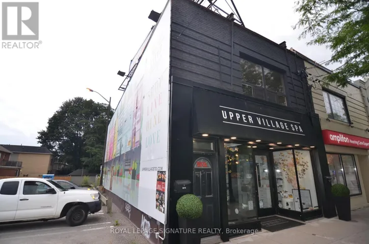 997 EGLINTON AVENUE W, Toronto (Humewood-Cedarvale), Ontario M6C2C7