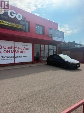 3295 DUFFERIN STREET, Toronto (Yorkdale-Glen Park), Ontario M6A2T4