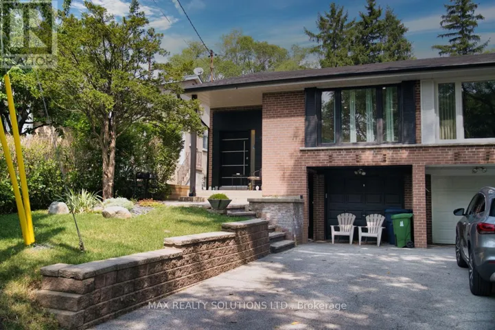 31 LOCHINVAR CRESCENT, Toronto (Parkwoods-Donalda), Ontario M3A3J9