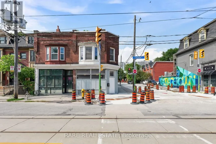 198 1/2 CARLTON STREET, Toronto (Cabbagetown-South St. James Town), Ontario M5A2K8