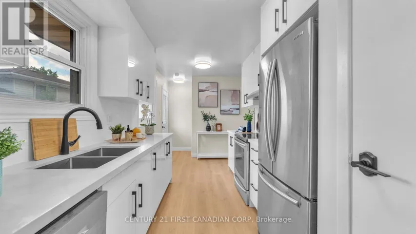167 CARLYLE DRIVE, London East (East I), Ontario N5V3J1