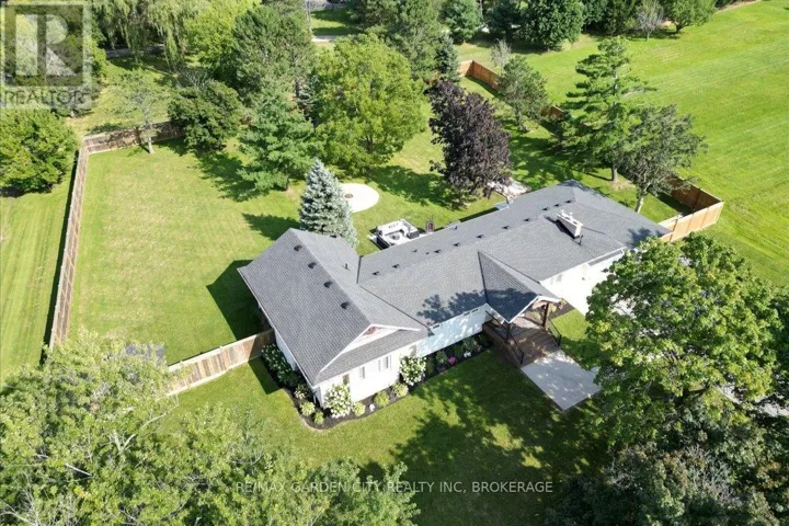 1581 RICE ROAD, Pelham (Fonthill), Ontario L0S1E6