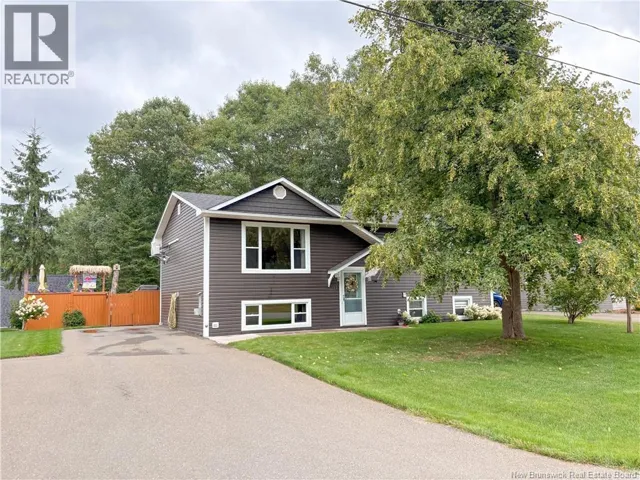 112 Creighton Street, Woodstock, New Brunswick E7M1N5